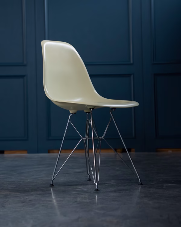 Vitra Eames Fiberglass Stoel – Replica