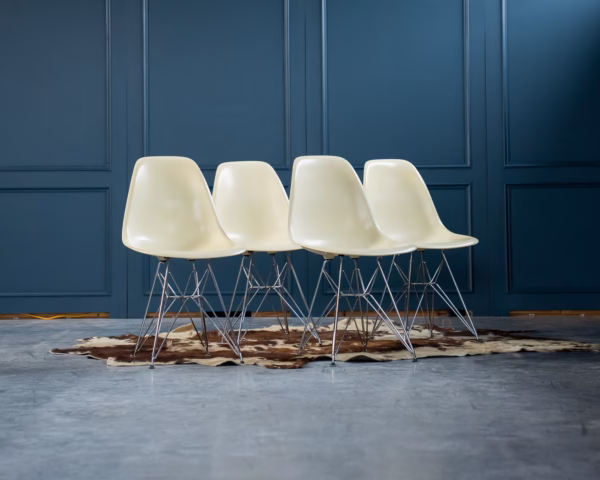 Vitra Eames Fiberglass Stoel – Replica