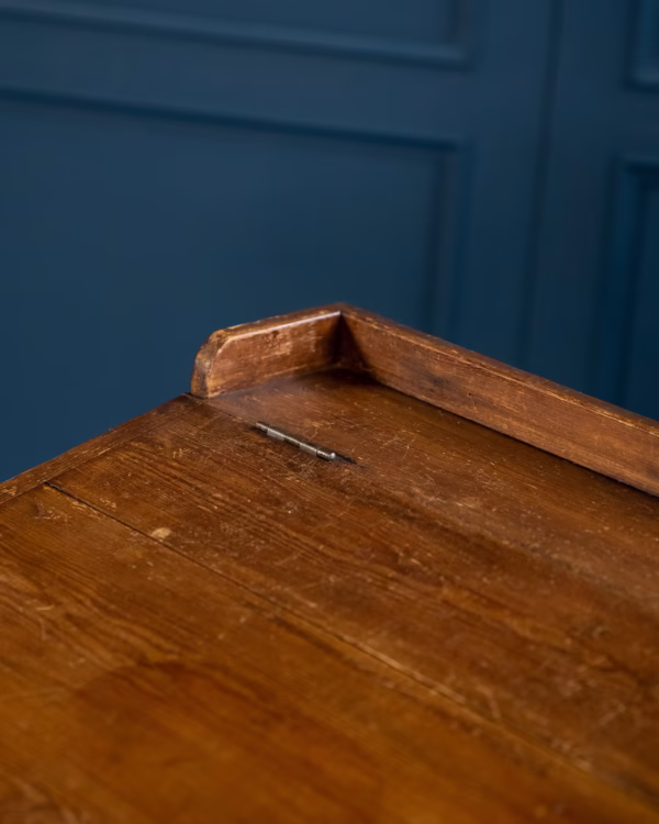 Houten Lessenaar Klassiek & Functioneel