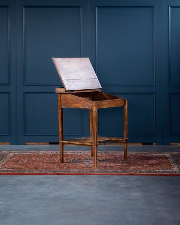 Houten Lessenaar Klassiek & Functioneel